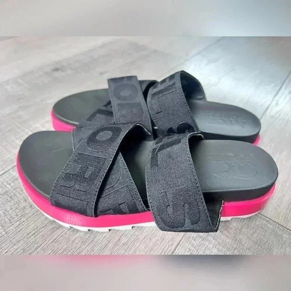 SOREL Black & Punch Pink Roaming Sport Women Sandal, US 8 - Picture 7 of 7